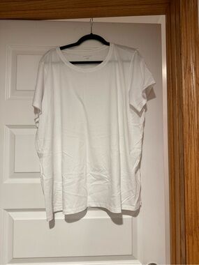 Eileen Fisher White Short Sleeve Tee